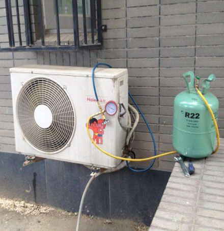 仲巴空调加氟